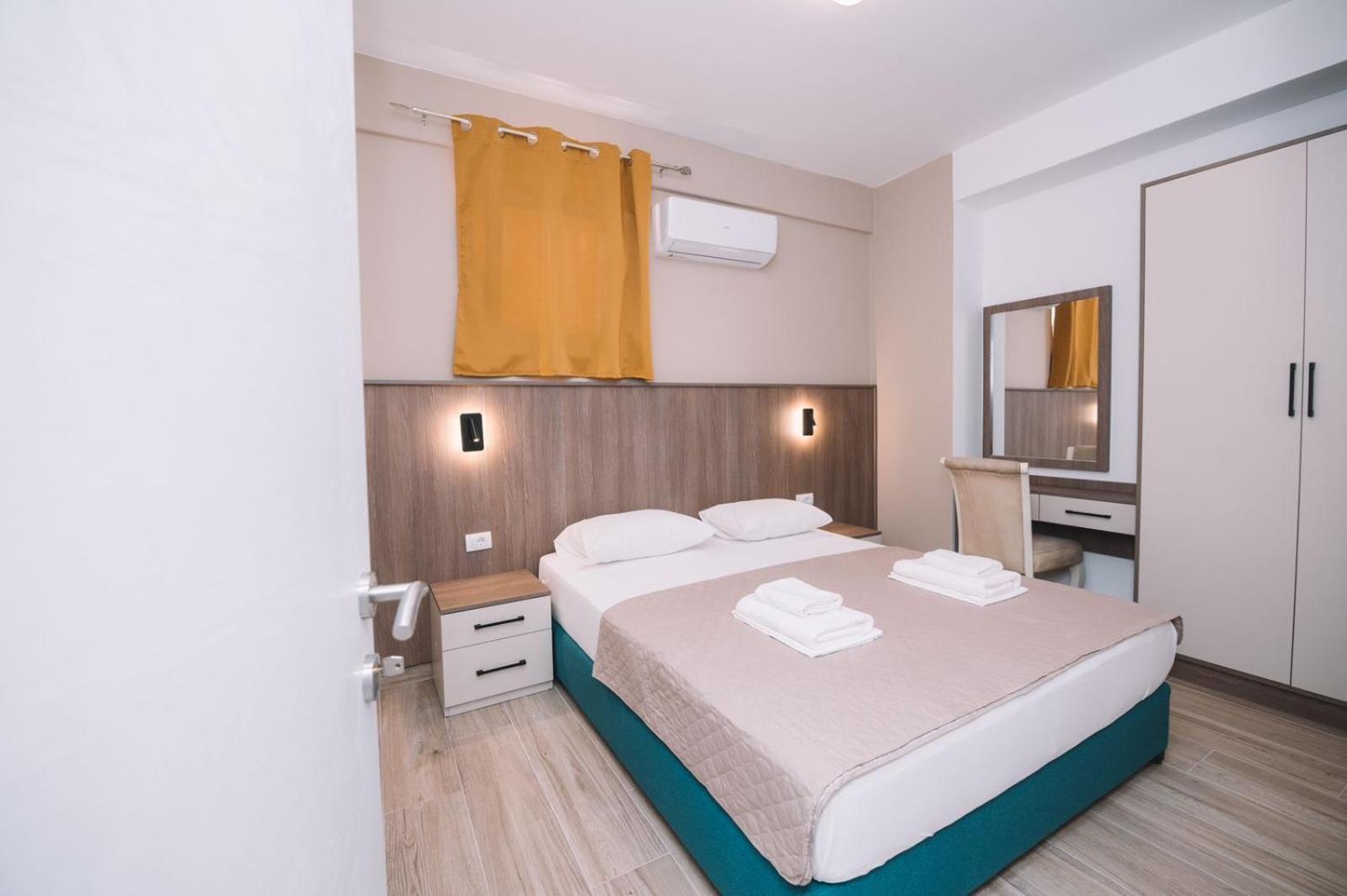 Apartments Art Ulcinj Bagian luar foto