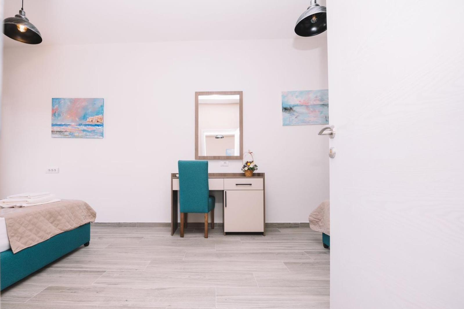 Apartments Art Ulcinj Bagian luar foto
