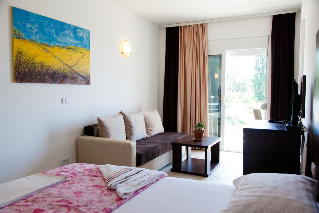 Apartments Art Ulcinj Ruang foto