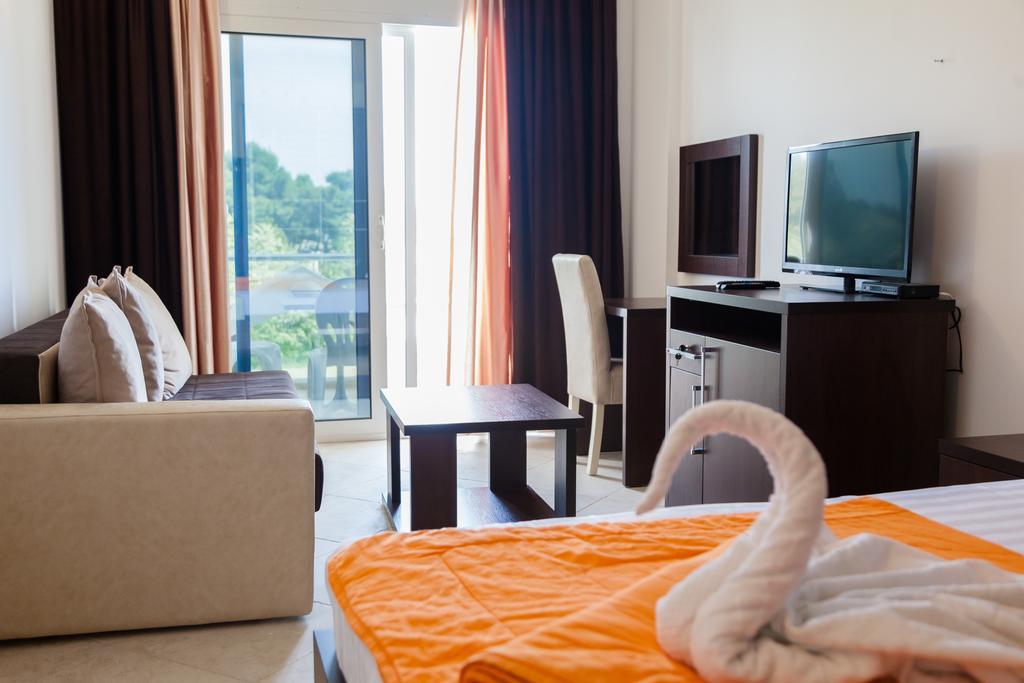 Apartments Art Ulcinj Ruang foto