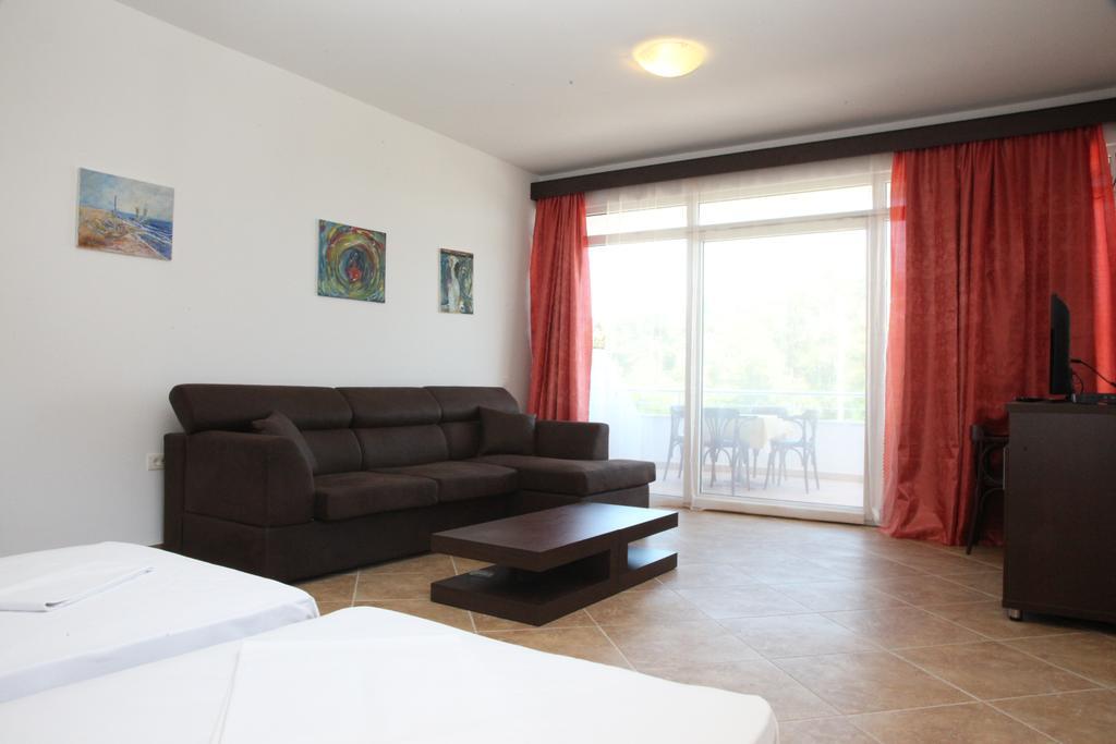Apartments Art Ulcinj Ruang foto